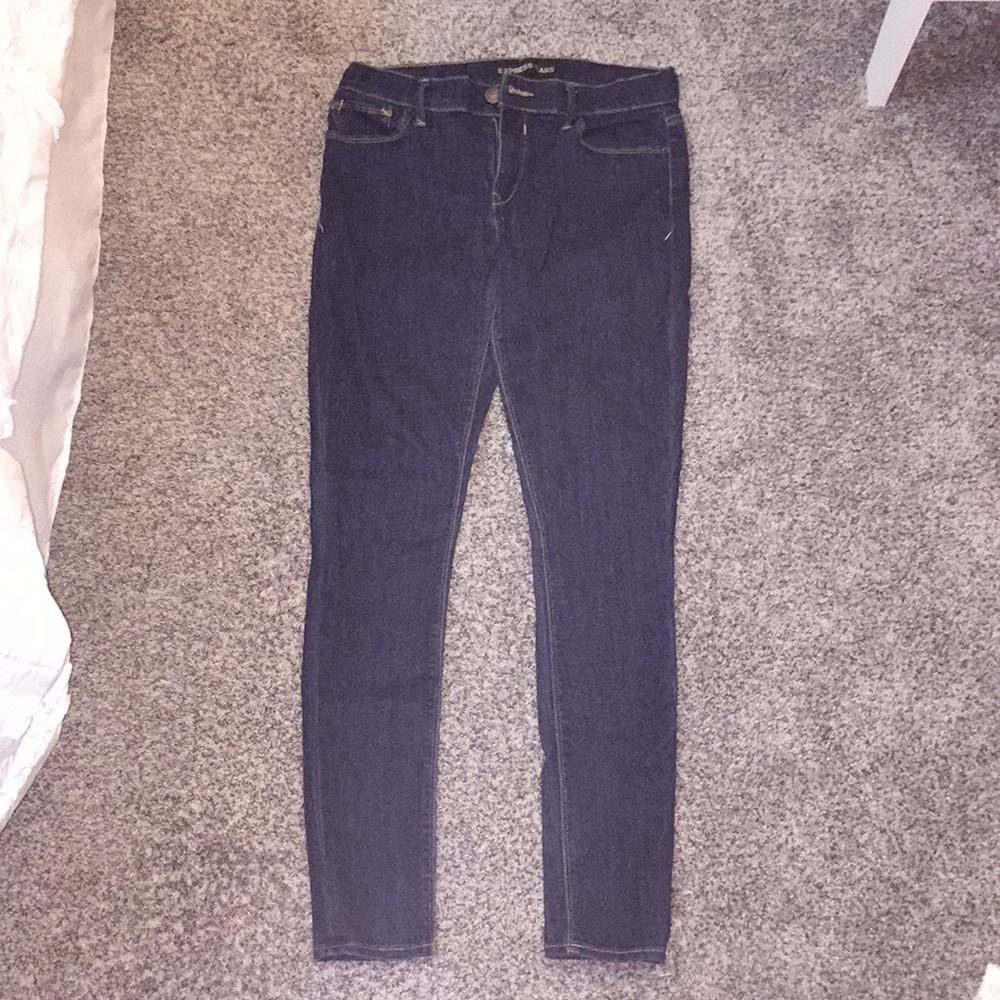 Women’s Express jeans